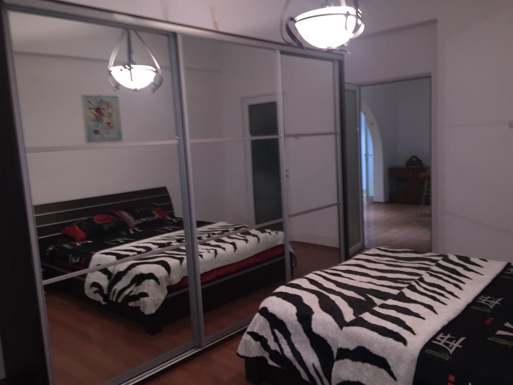 Ferienwohnung Apartament Unirii Centru Bukarest Zimmer foto